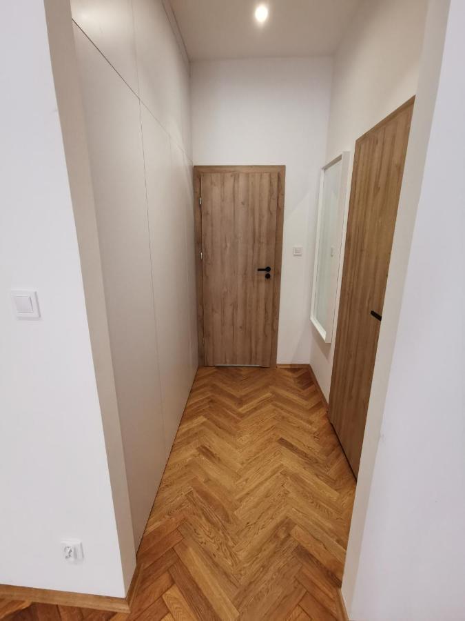 Apartament Z Klimatyzacja Краків Екстер'єр фото